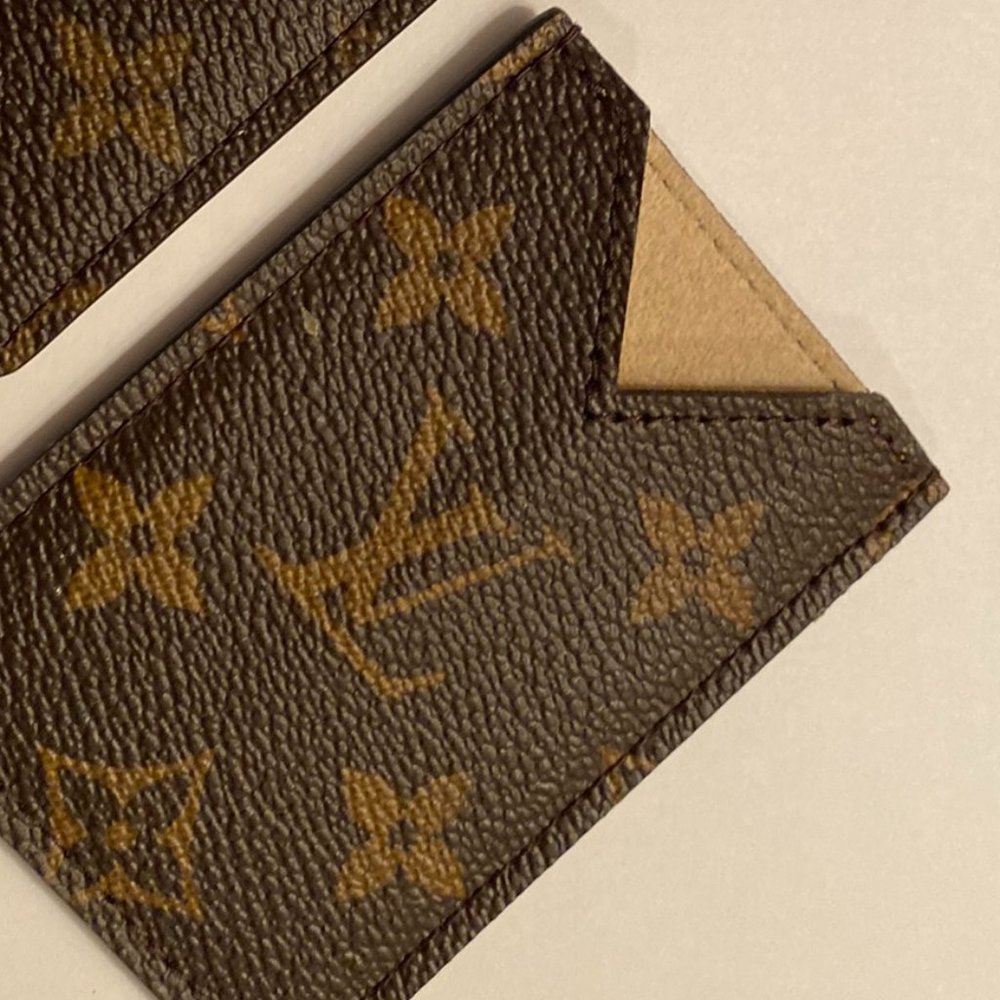 Louis Vuitton - Single Card Holder